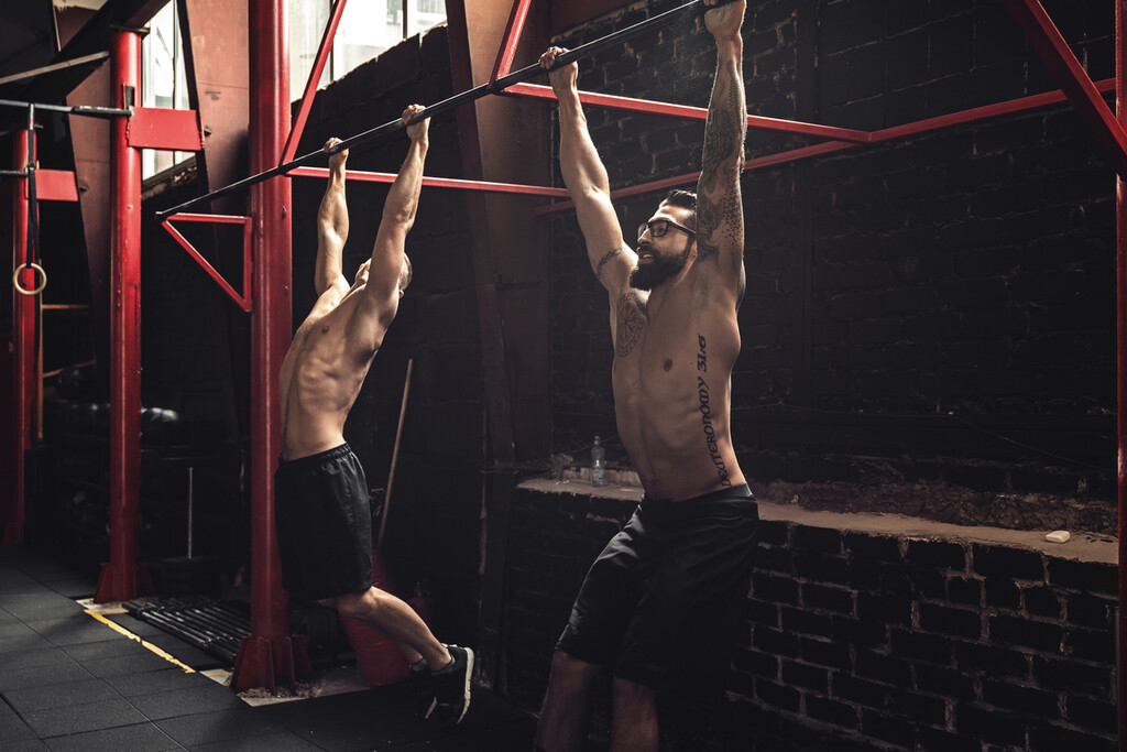 Practica CrossFit sin necesidad de material: cinco ejercicios para ponerte en forma solo con el peso de tu cuerpo