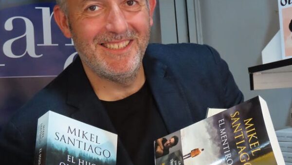 "Mikel Santiago" - La última noche en Tremore Beach