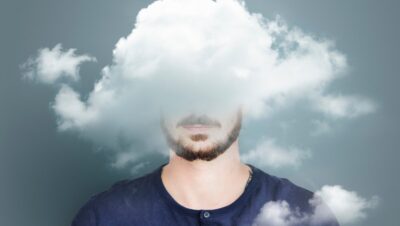 Niebla mental: en qué consiste y cómo podemos eliminarla de nuestra cabeza